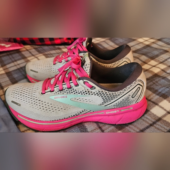 Brooks Ghost Women's Running Shoes - Pink and Gray - Picture 7 of 7